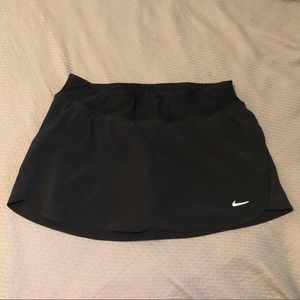 Women’s nike tennis/running skirt